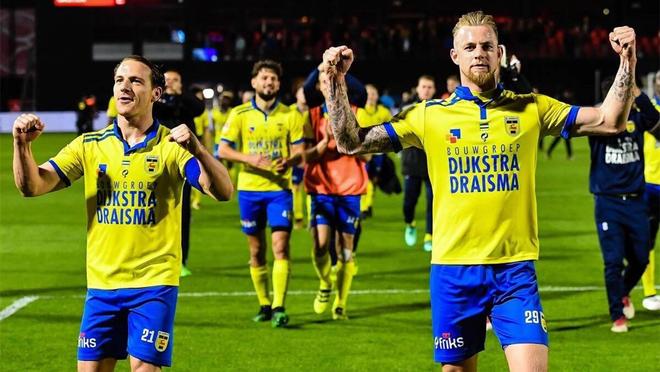 而球员们则 而球员们则