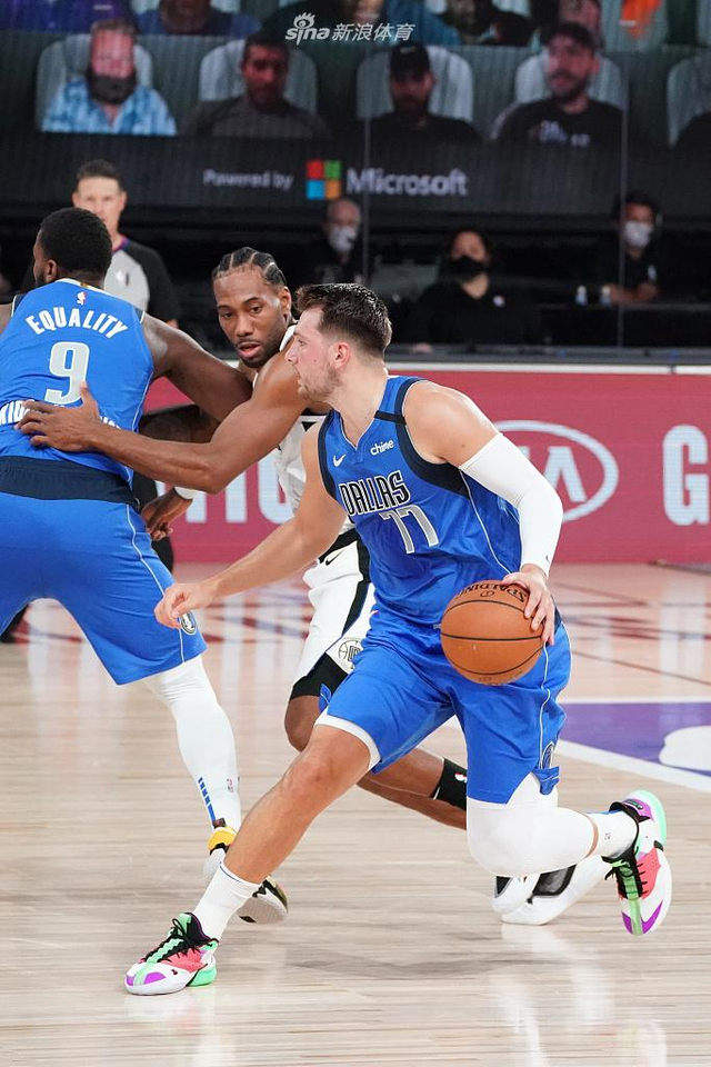 弧圈球还是 弧圈球还是