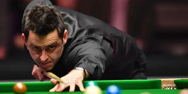 充轨道插座 充轨道插座